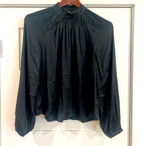 Gap NWT Black Mock Neck Satin Top-Sz M